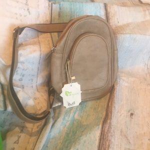 BRAND NEW TAN PURSE